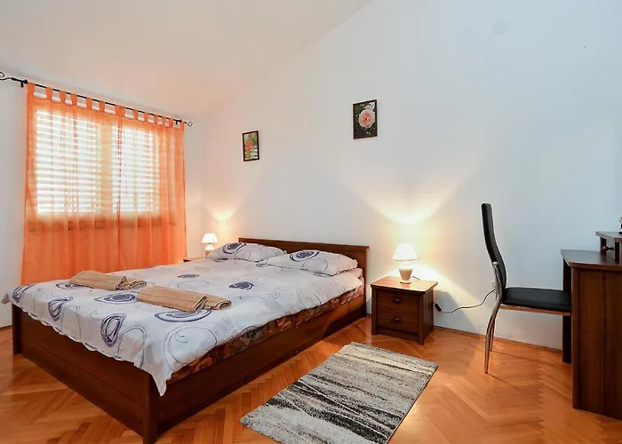 Klaudija 1629 Daire *